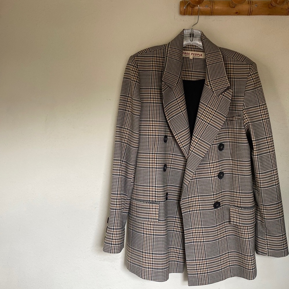 Free People plaid oversized blazer. Never worn. New w/o tags. No longer online.